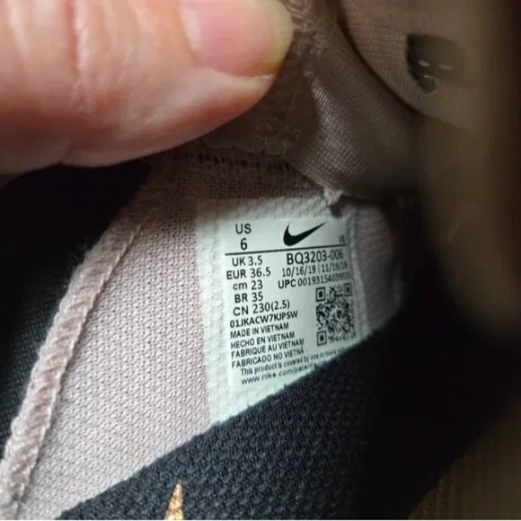 Nike Women's Zoom Gravity Black Stone Mauve Sneakers - Picture 8 of 9